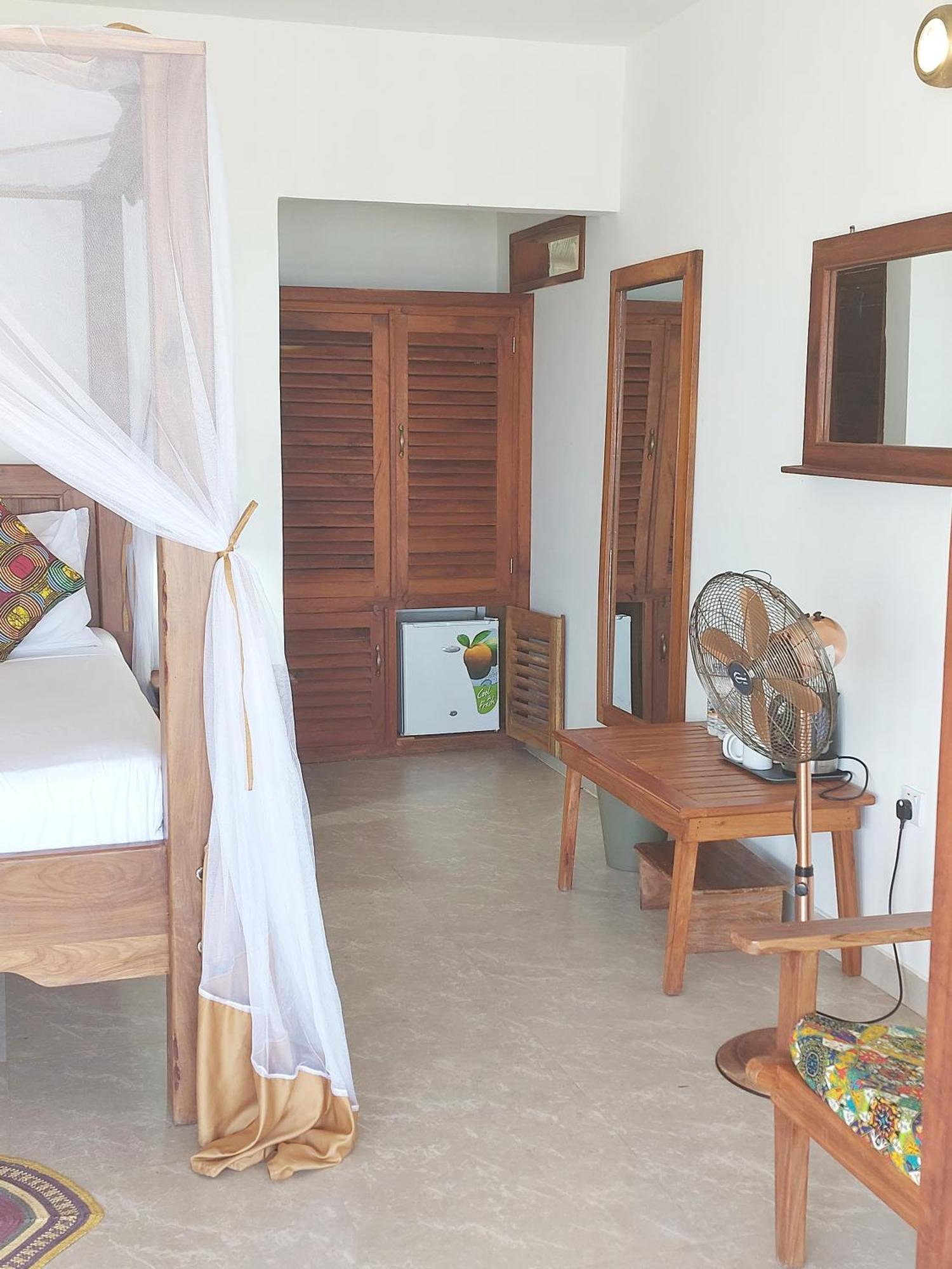 Jaribu Beach Hotel باجي الغرفة الصورة